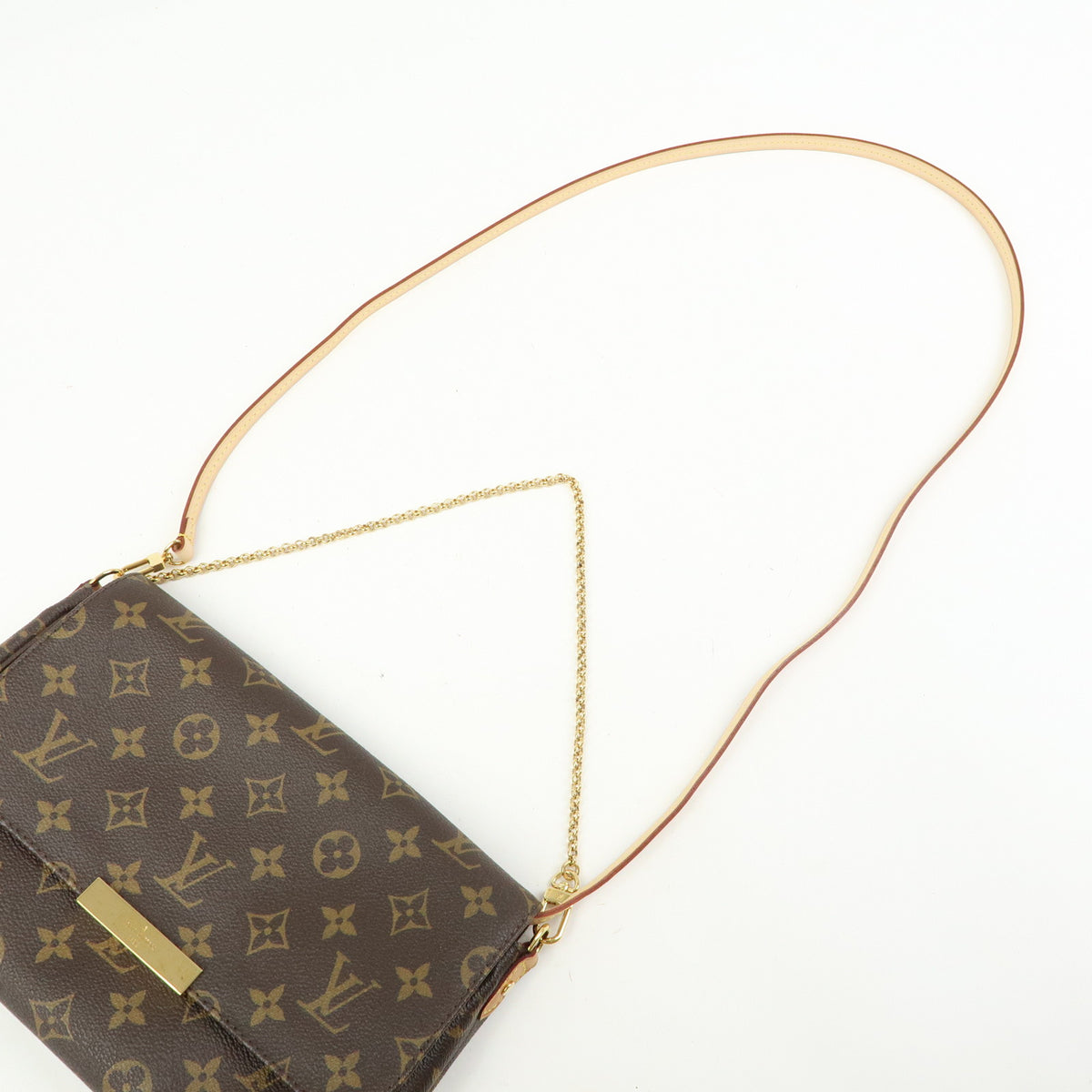 Louis Vuitton Monogram Favorite MM Shoulder Bag Brown M40718