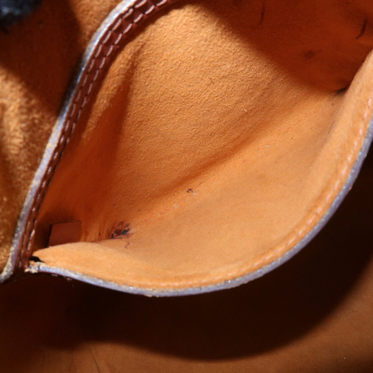 Louis Vuitton Epi Alma PM Leather Hand Bag Kenya Brown M52143