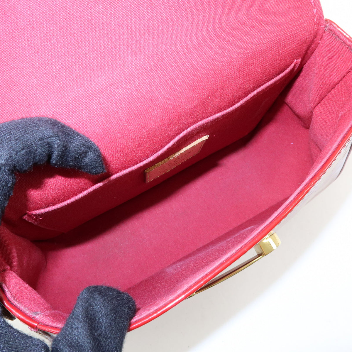 Louis Vuitton Monogram Vernis Bellflower PM Shoulder Bag Red M91705