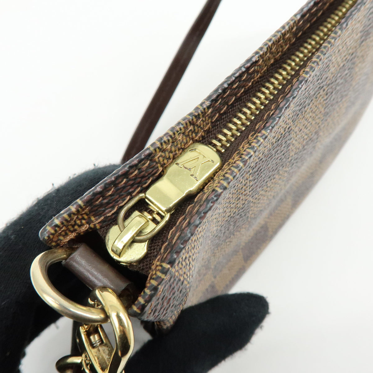 Louis Vuitton Damier Ebene Navona Leather Hand Bag Pouch Brown N51983