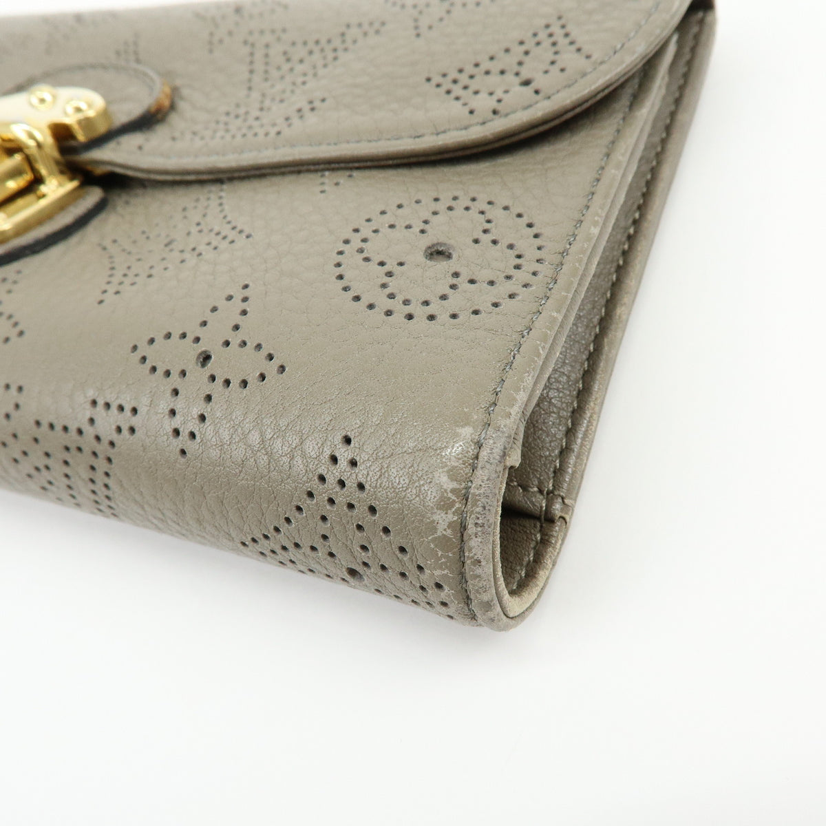 Louis Vuitton Monogram Mahina Portefeuille Amelia Long Wallet M93761