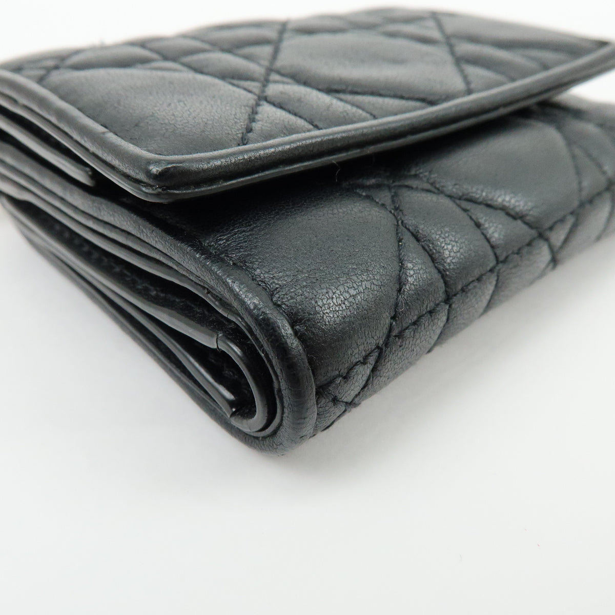 Christian Dior Lady Dior Cannage Bi-fold Compact Lotus Wallet Black