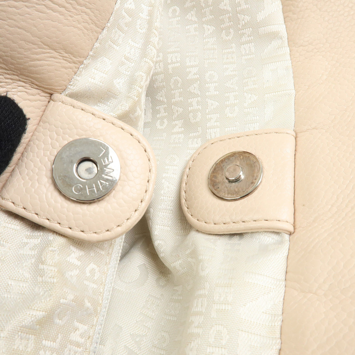 CHANEL Caviarskin Mesh CC Charm Chain Shoulder Bag Beige A28002