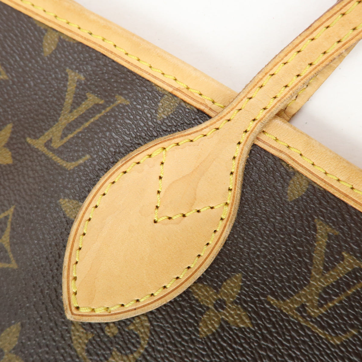 Louis Vuitton Monogram Neverfull MM Tote Shoulder Bag Brown M40156