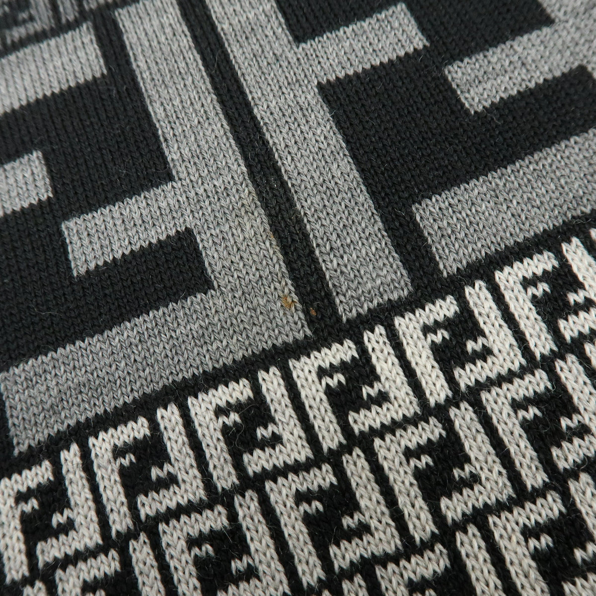 FENDI Zucca Zucchino Wool 100% Scarf Shawl Gray Black Ivory
