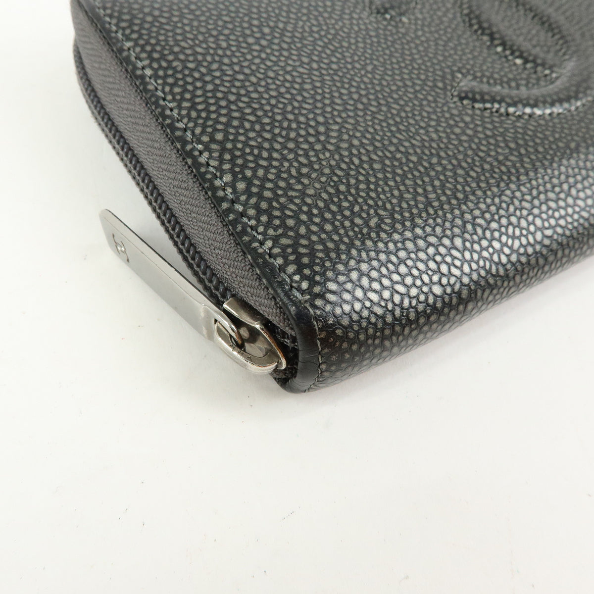 CHANEL COCO Mark Caviarskin Round Zippy Wallet Metallic Gray