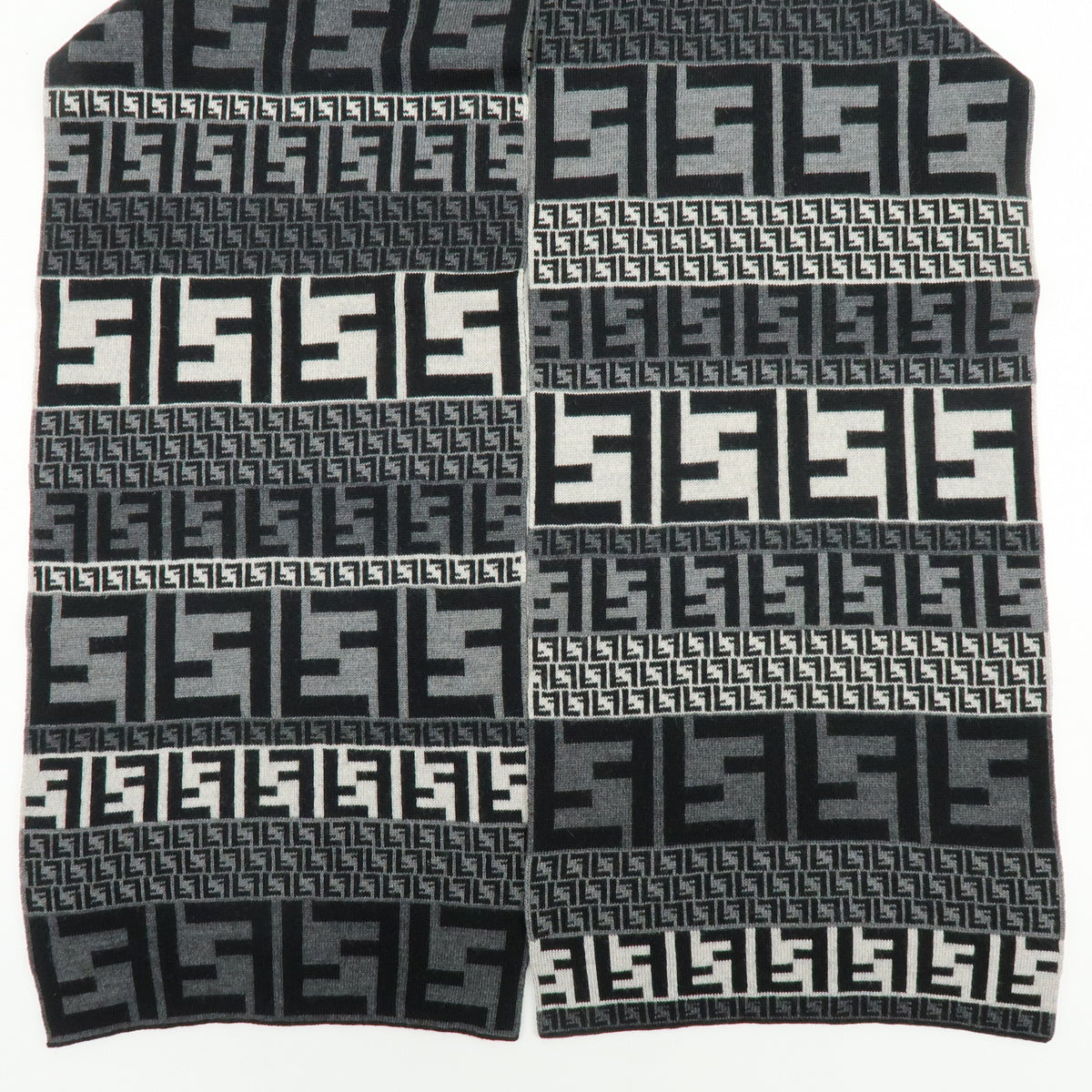 FENDI Zucca Zucchino Wool 100% Scarf Shawl Gray Black Ivory