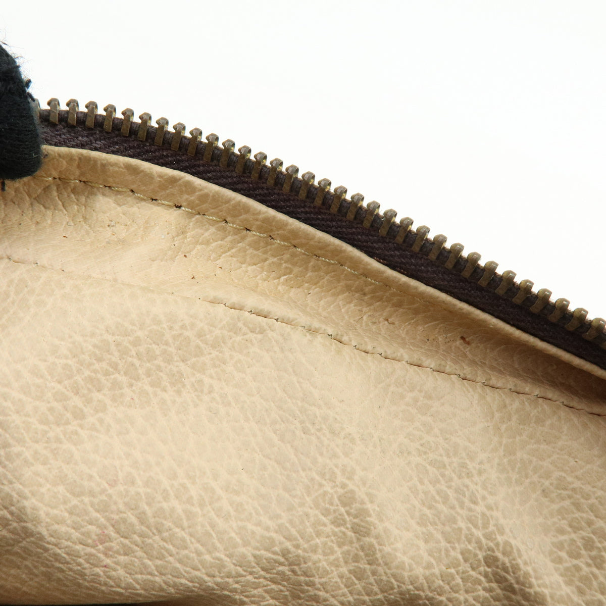 Louis Vuitton Monogram Trousse Toilette 18 Pouch Brown M47526