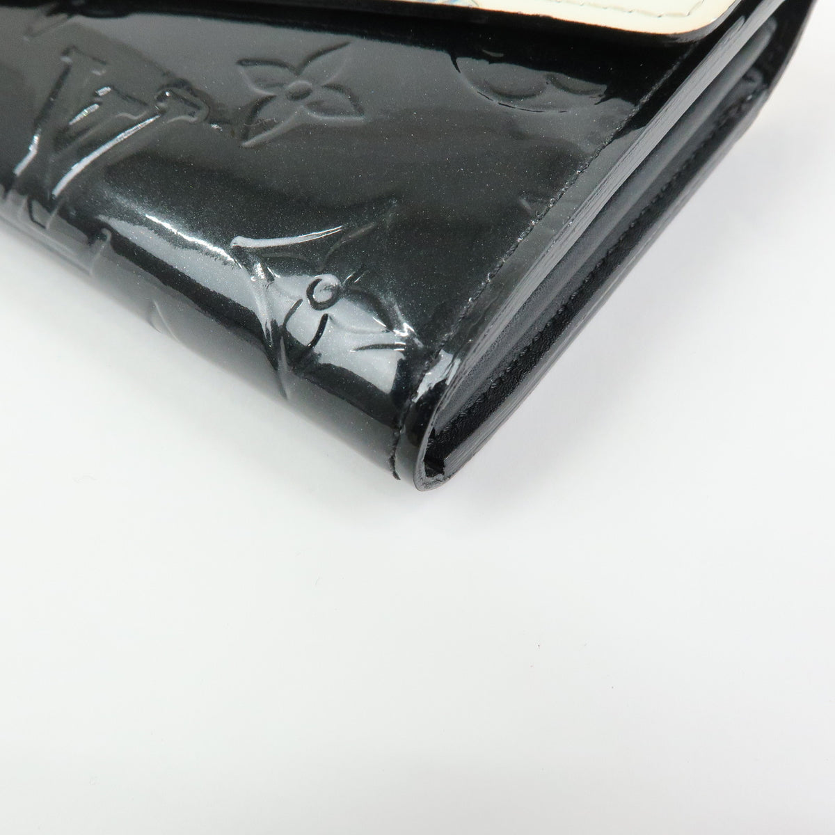 Louis Vuitton Monogram Vernis Portefeuille Sarah Stickers Noir M50371