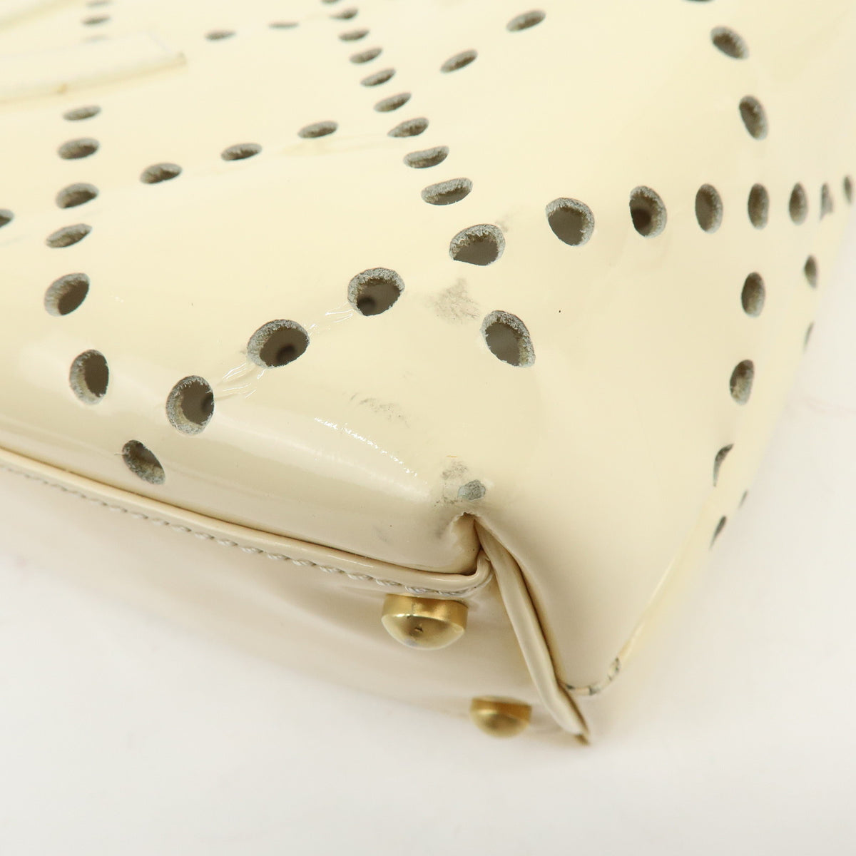 CHANEL COCO Mark Perforated Patent Leather Chain Shoulder Bag Ivory