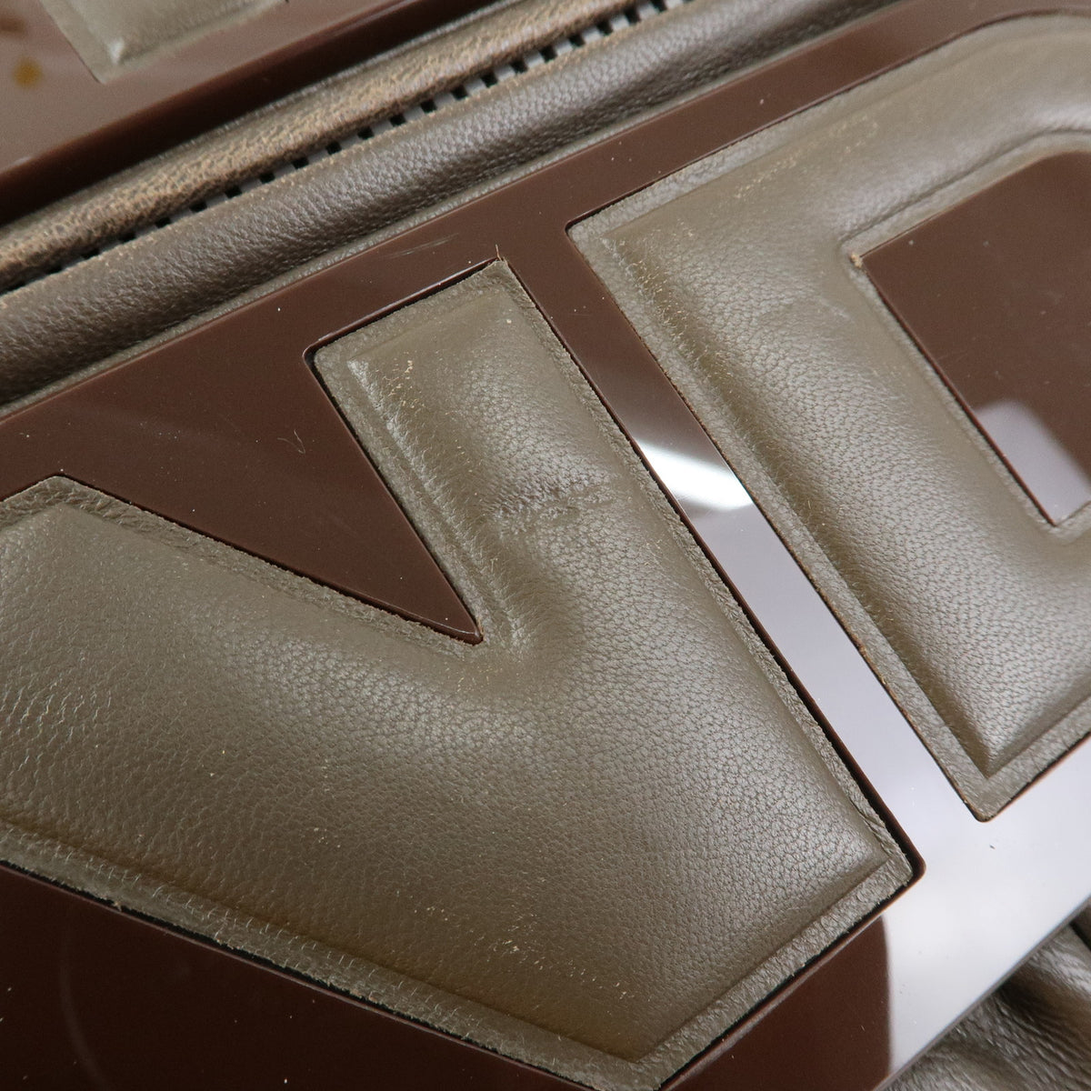 FENDI To You Leather Convertible 2Way Clutch Shoulder Bag 8BN179