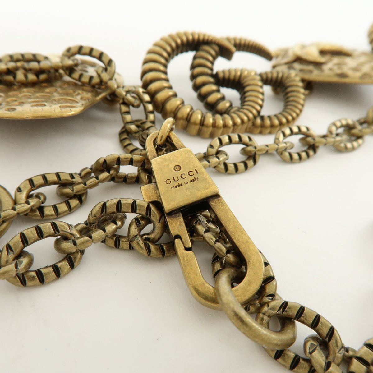 GUCCI GG Metal Strawberry Motif Chain Belt Gold
