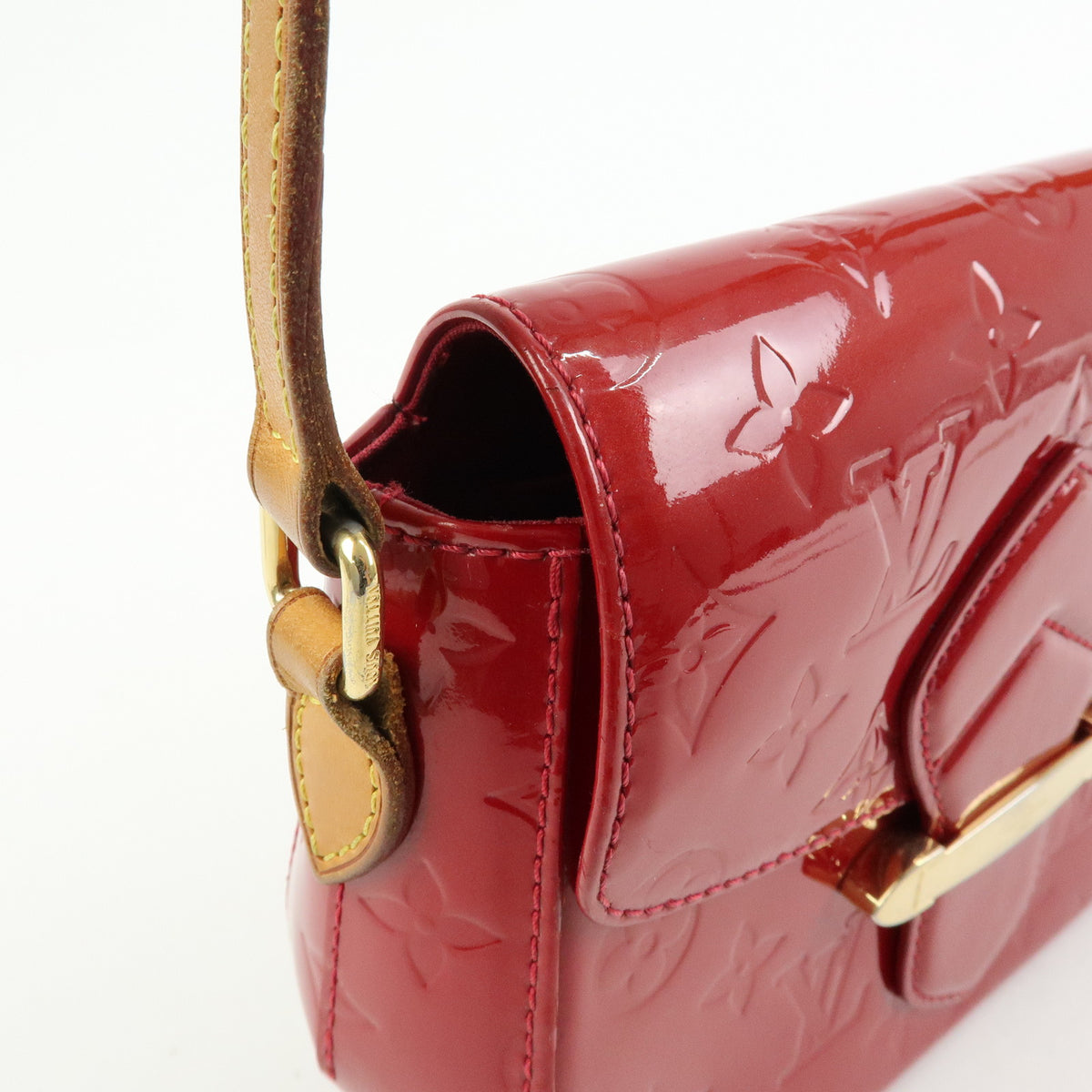 Louis Vuitton Monogram Vernis Bellflower PM Shoulder Bag Red M91705