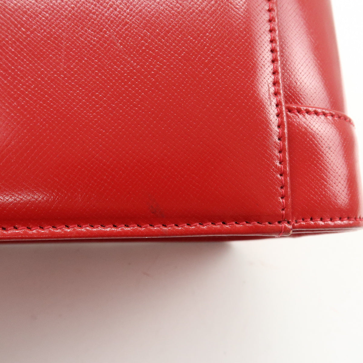 GIANNI VERSACE Leather Hand Bag Vanity Case Sunburst Charm Red