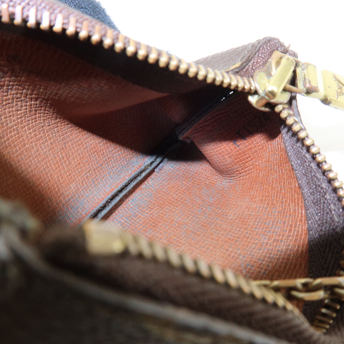 Louis Vuitton Monogram Pochette Cles Coin Case Key Case Brown M62650