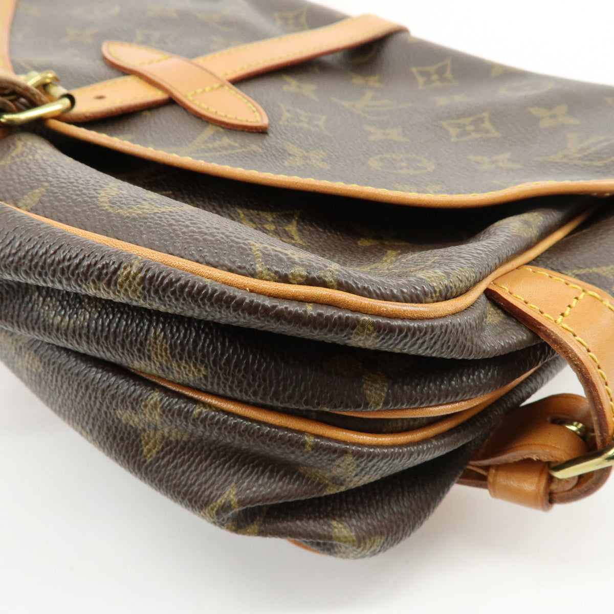 Louis Vuitton Monogram Saumur 30 Canvas Shoulder Leather Bag M42256