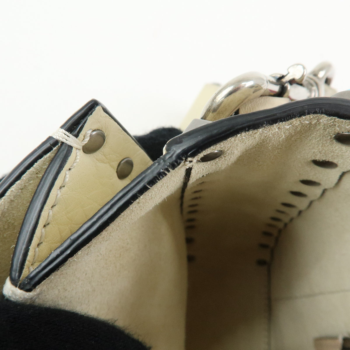 VALENTINO Rockstuds Rolling Guitar Strap Leather Shoulder Bag Ivory