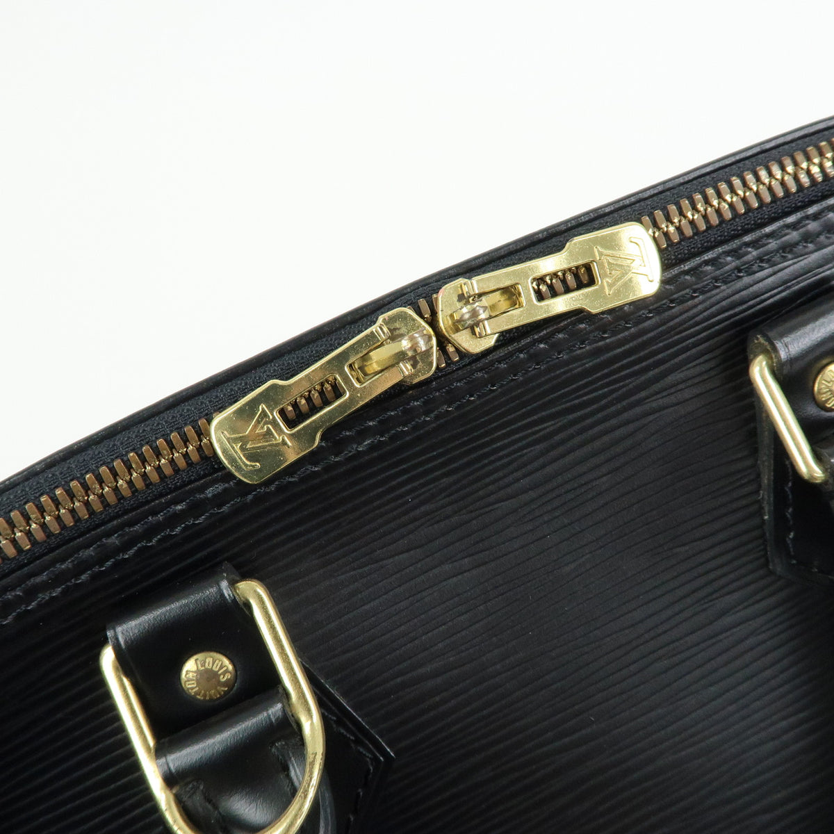 Louis Vuitton Epi Alma Leather Hand Bag Noir Black M52142