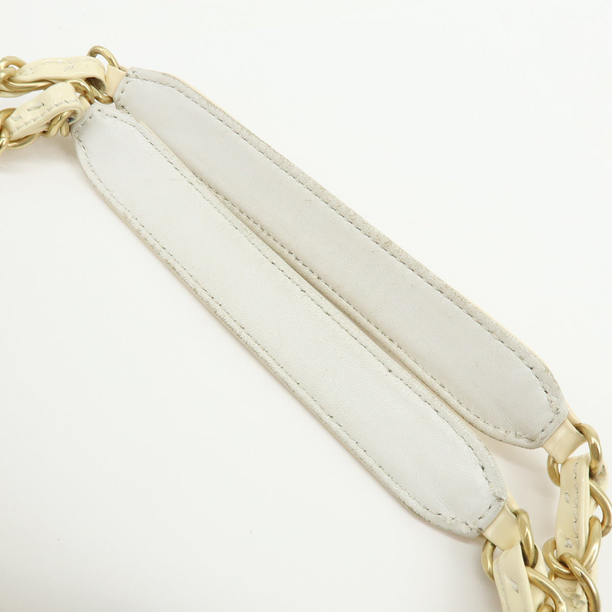 CHANEL COCO Mark Perforated Patent Leather Chain Shoulder Bag Ivory