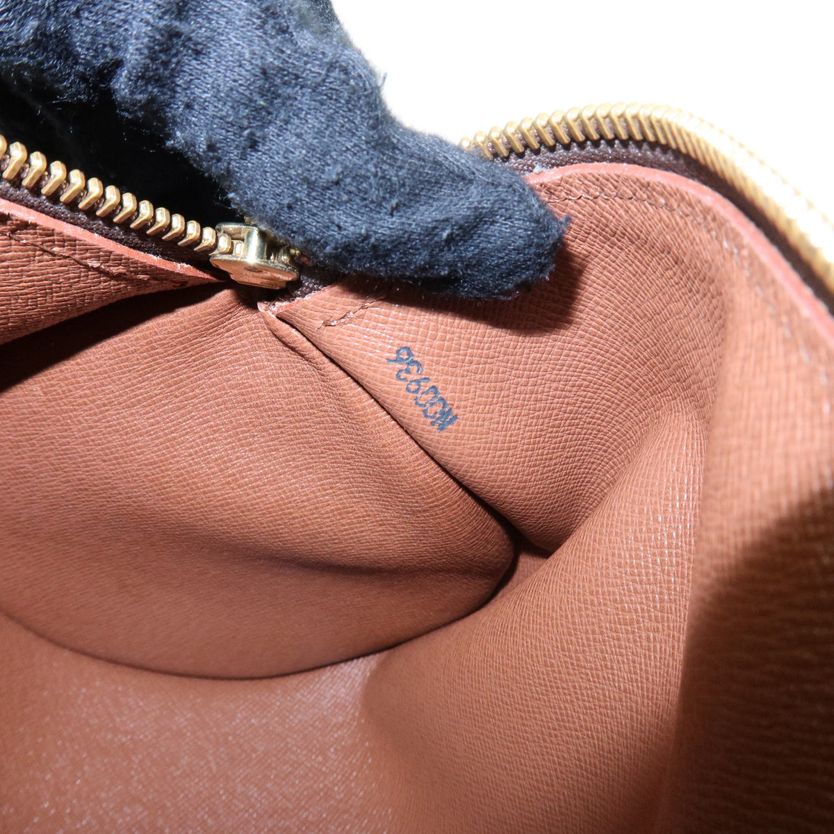 Louis Vuitton Monogram Papillon 26 Hand Bag Brown M51366