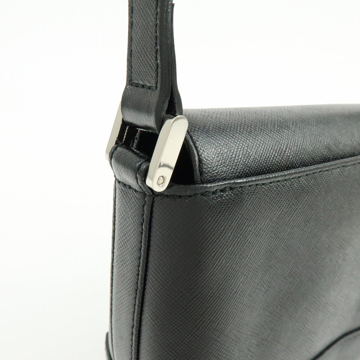 BURBERRY Logo Plate Leather Shoulder Bag Hand Bag Black