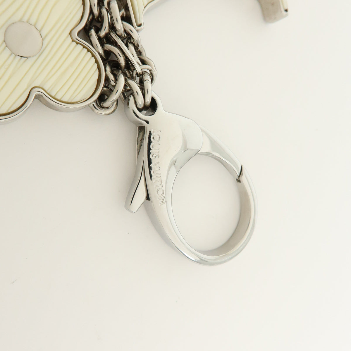 Louis Vuitton Bijoux Sac Fleur de Epi Bag Charm Key Holder White M65085