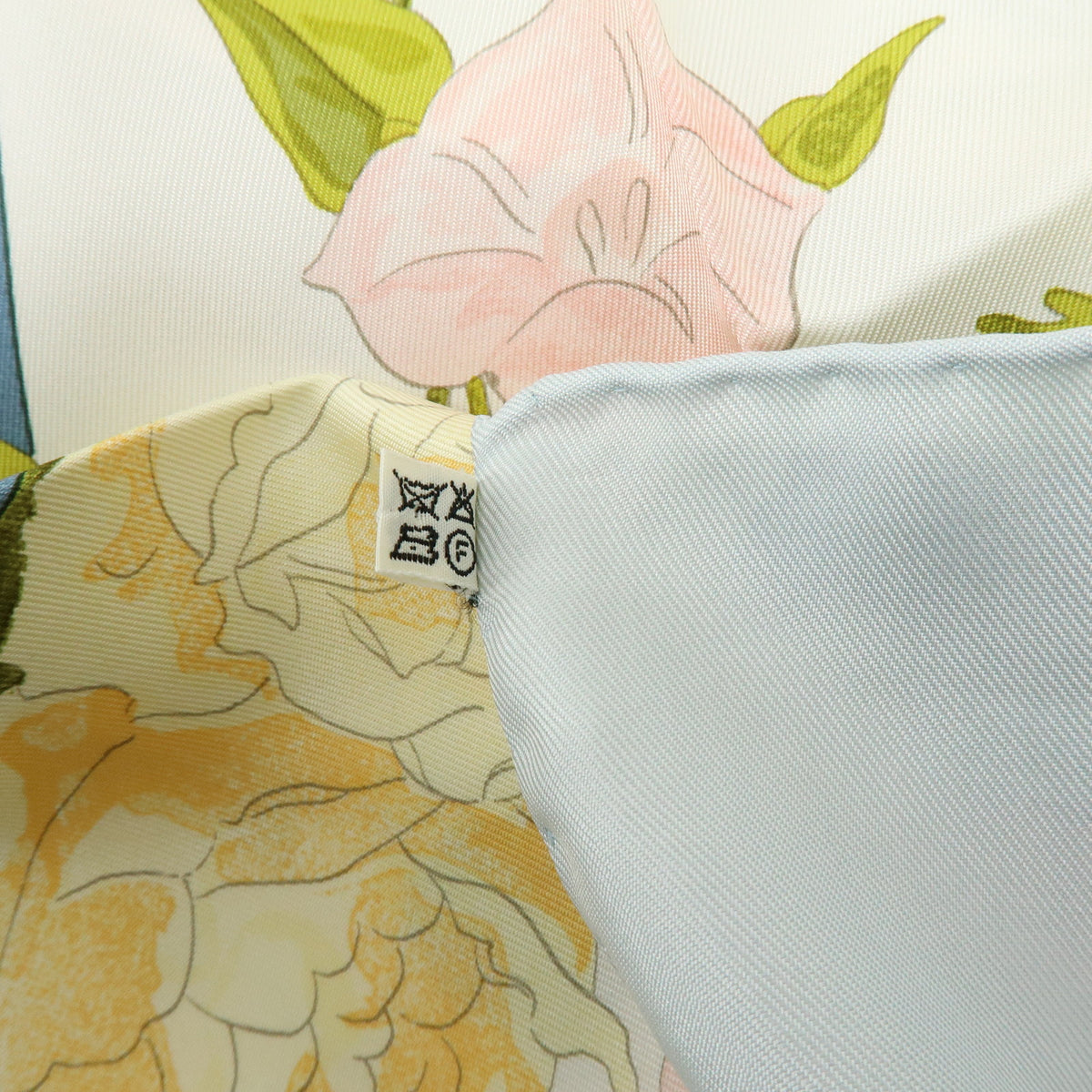 HERMES Carre 90 Silk 100% Scarf ROMANTIQUE Light Blue Light Green Pink