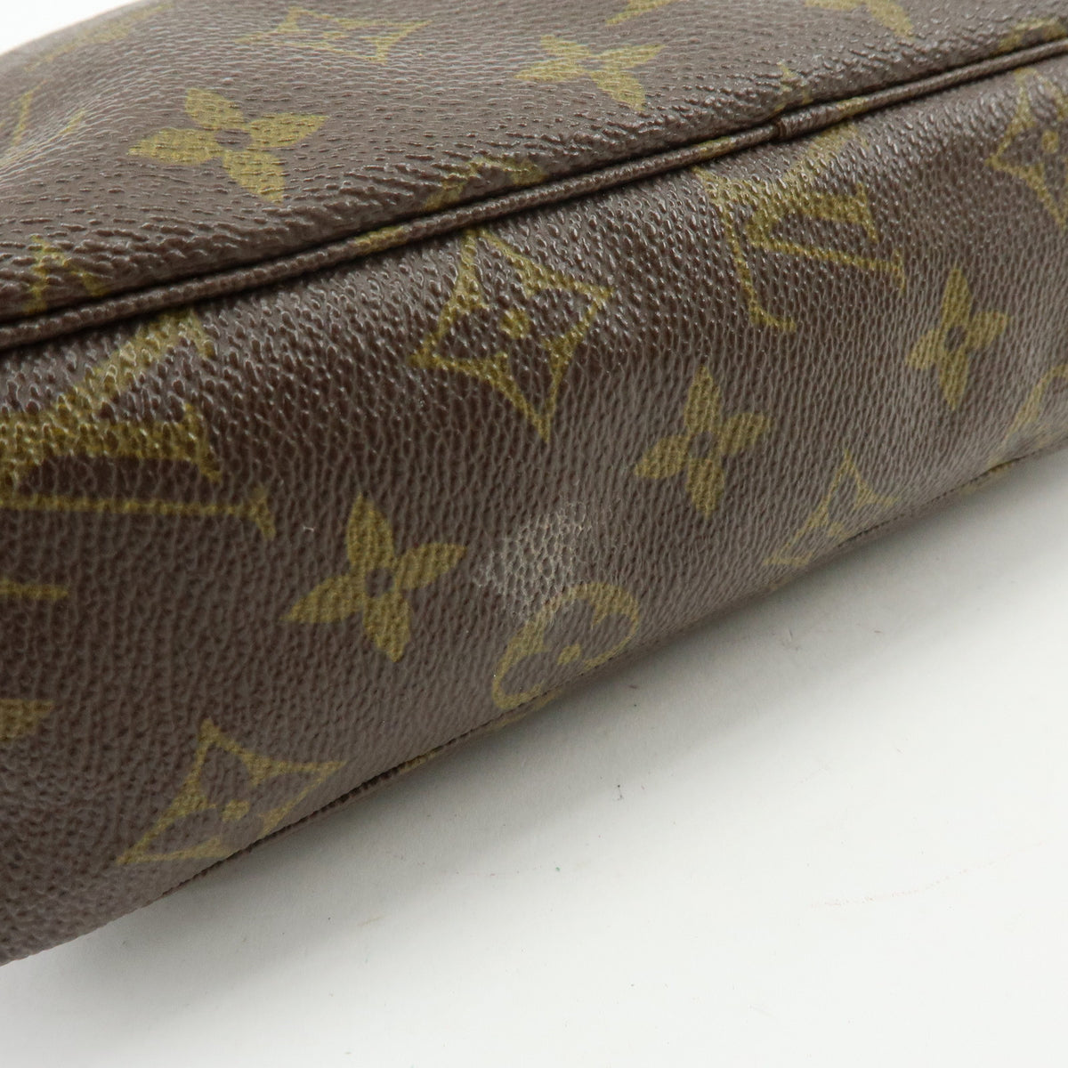 Louis Vuitton Monogram Trousse Toilette 23 Pouch Cosmetic Case M47524