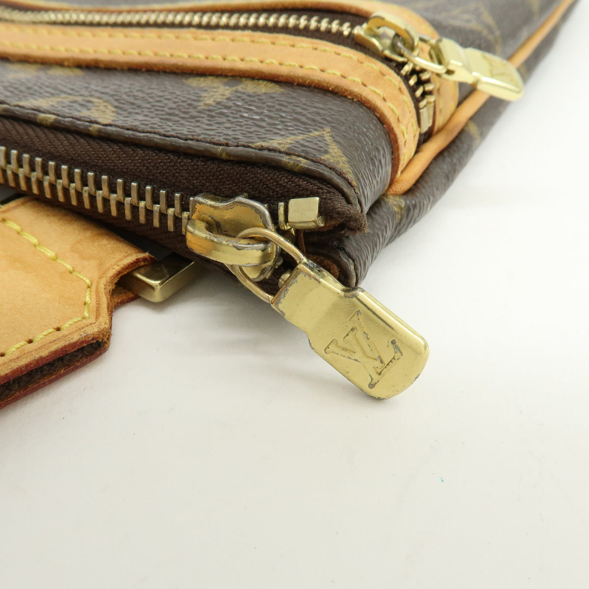 Louis Vuitton Monogram Pochette Bosphore Shoulder Bag M40044