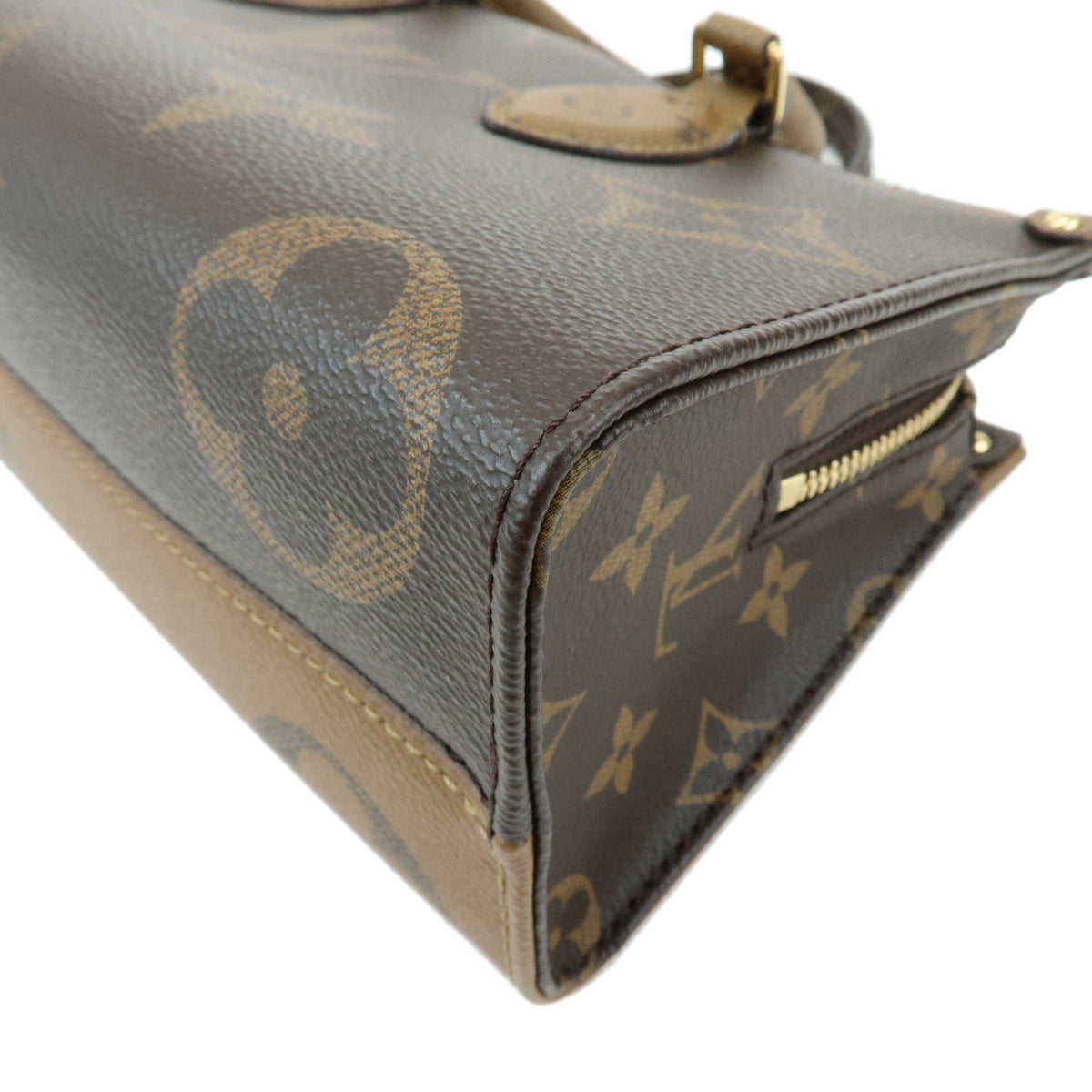 Louis Vuitton Monogram Giant On The Go EW Chain 2Way Bag Brown M14236