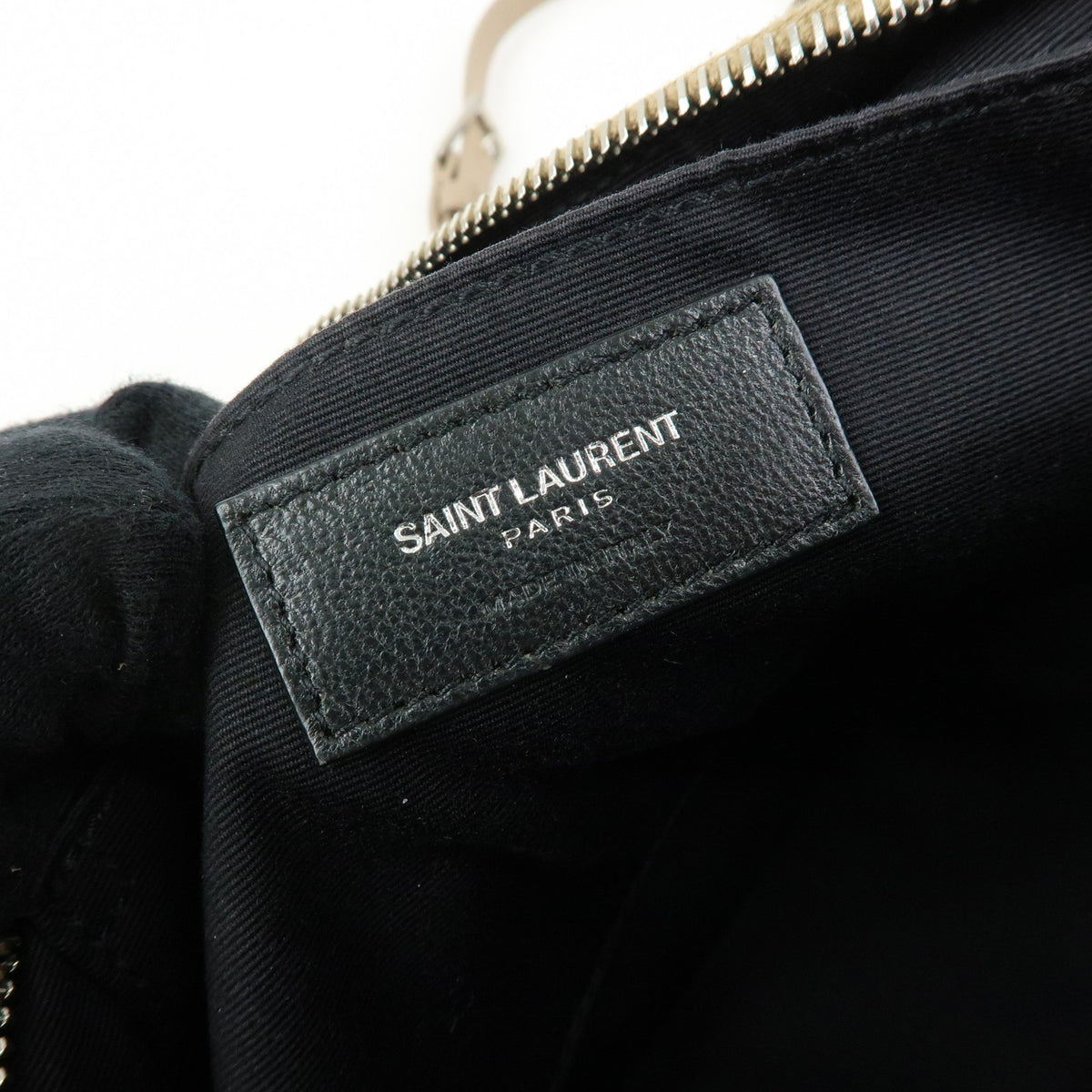 SAINT LAURENT PARIS Cassandra Leather Lou Camera Bag Small FLY520533