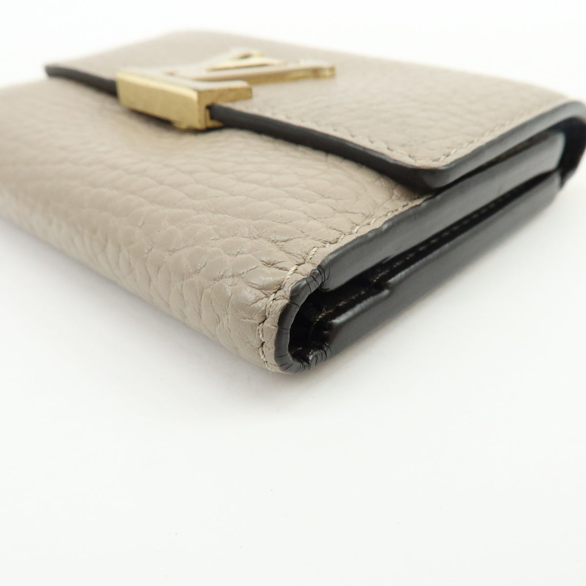 Louis Vuitton Portefeuille Capcines Galet Compact Wallet Galet M68747