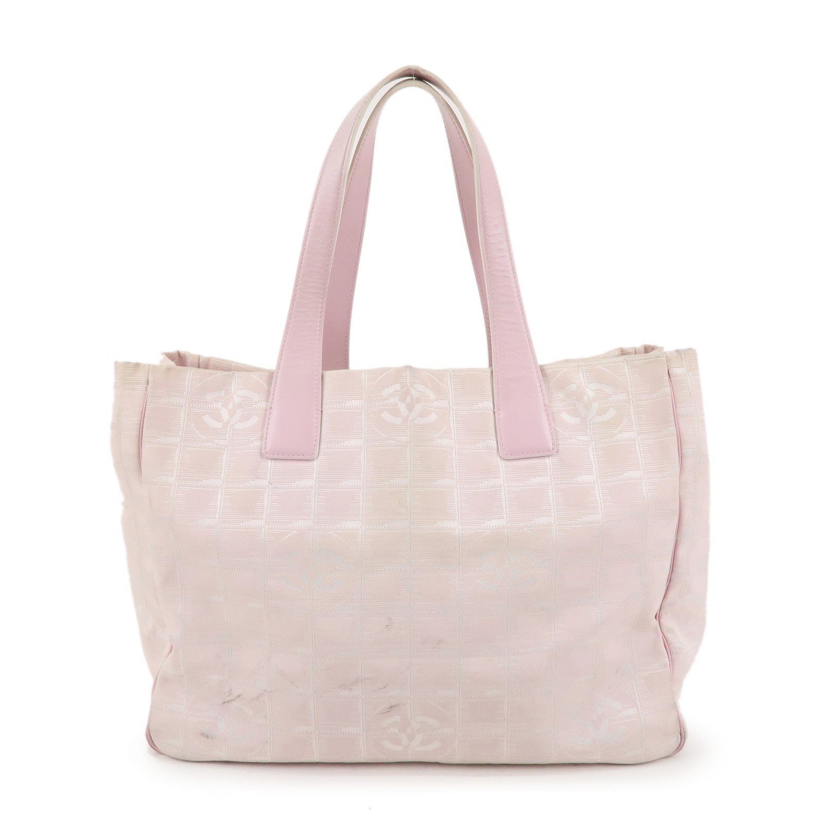 History of the bag: Chanel Flap Bag – l'Étoile de Saint Honoré