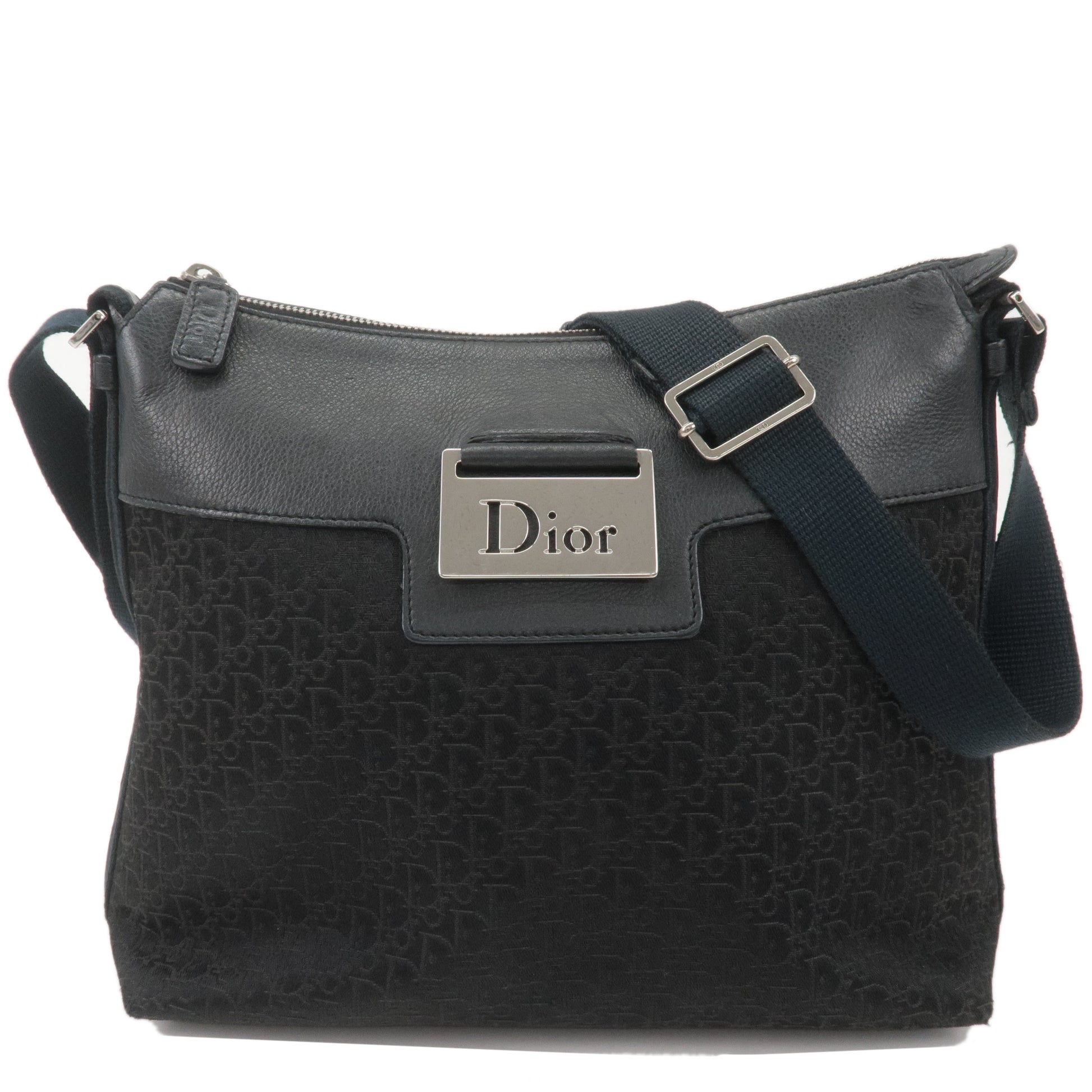 Shop Christian Dior Men's Messenger & Shoulder Bags