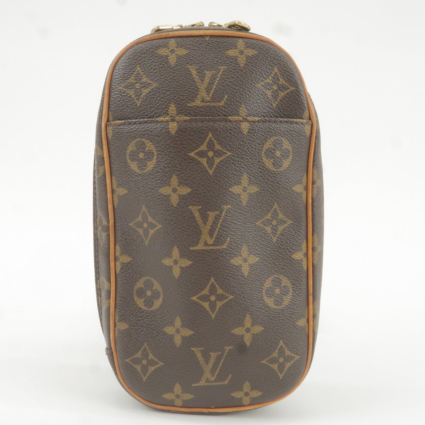 Body - Monogram - Pochette - Vuitton - Cross - ep_vintage luxury Store -  Bag - M51870 – dct - Gange - wearing a Louis Vuitton Pettie Malle - Louis
