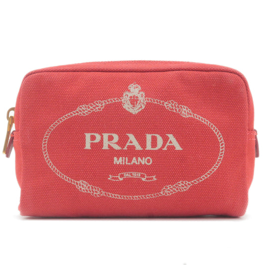 Dct Vintage - Prada pochette link in bio! . . . #prada #pradabag  #pradapochette #pochette #purse #pradavintage #pradalover . #dctvintage  #プラダバッグ . #hypebae
