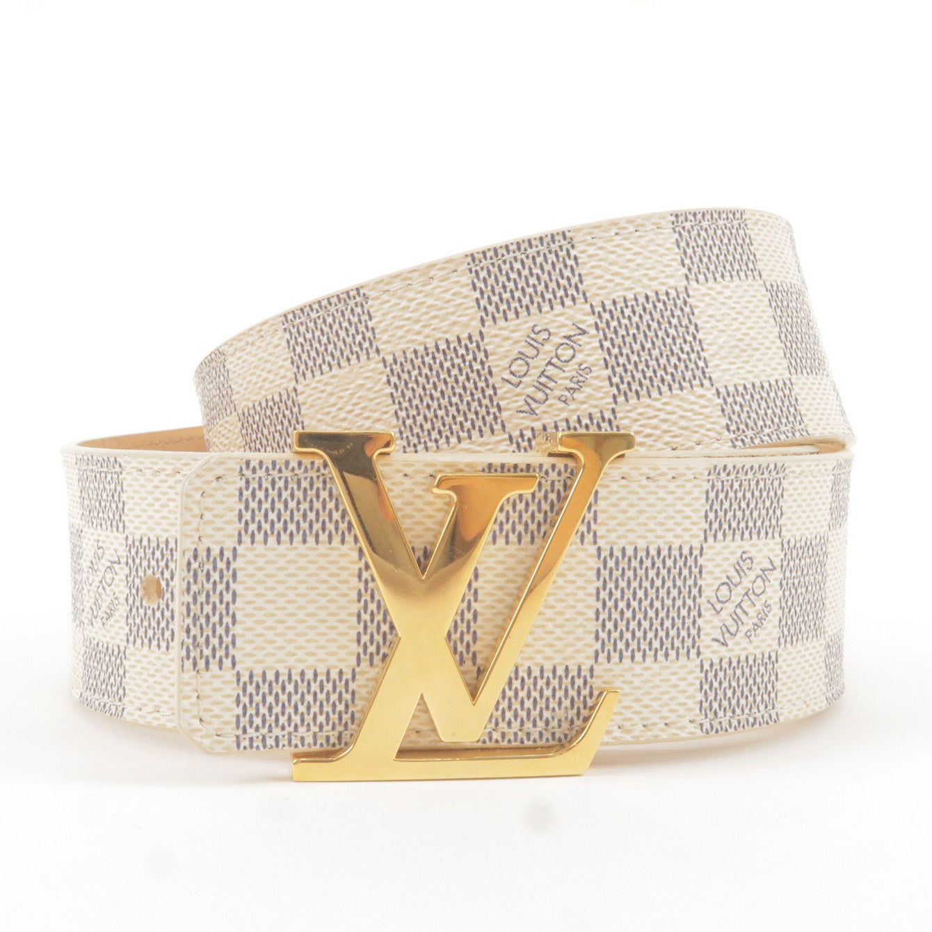 Vuitton - Saint - Louis - Logo - LV - M9609 – dct - 80/32 - Her outfit is  also Louis Vuitton - Damier - Azur - Belt - ep_vintage luxury Store - Tulle