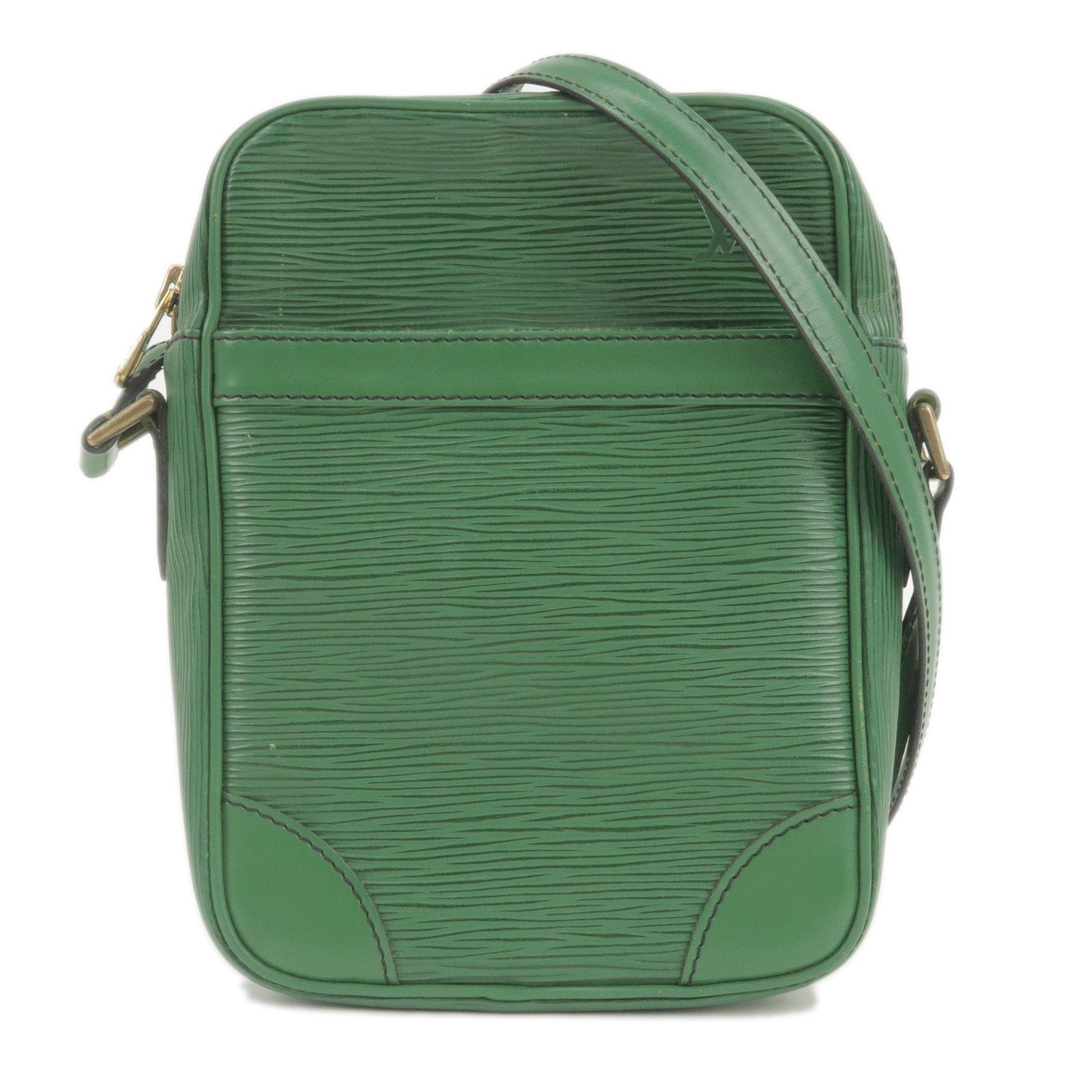 Louis-Vuitton-Epi-Danube-Shoulder-Bag-Borneo-Green-M45634