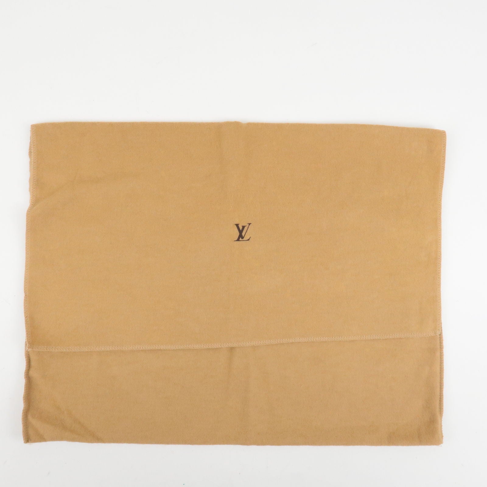 Red Louis Vuitton dust bag - have you seen one before at LV? 