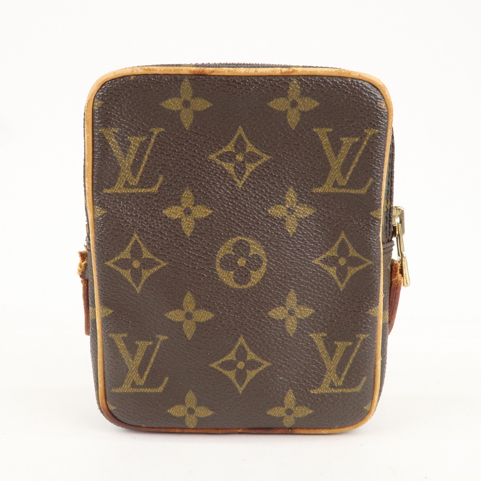 Vintage Louis Vuitton Mini Danube Review: What fits! 