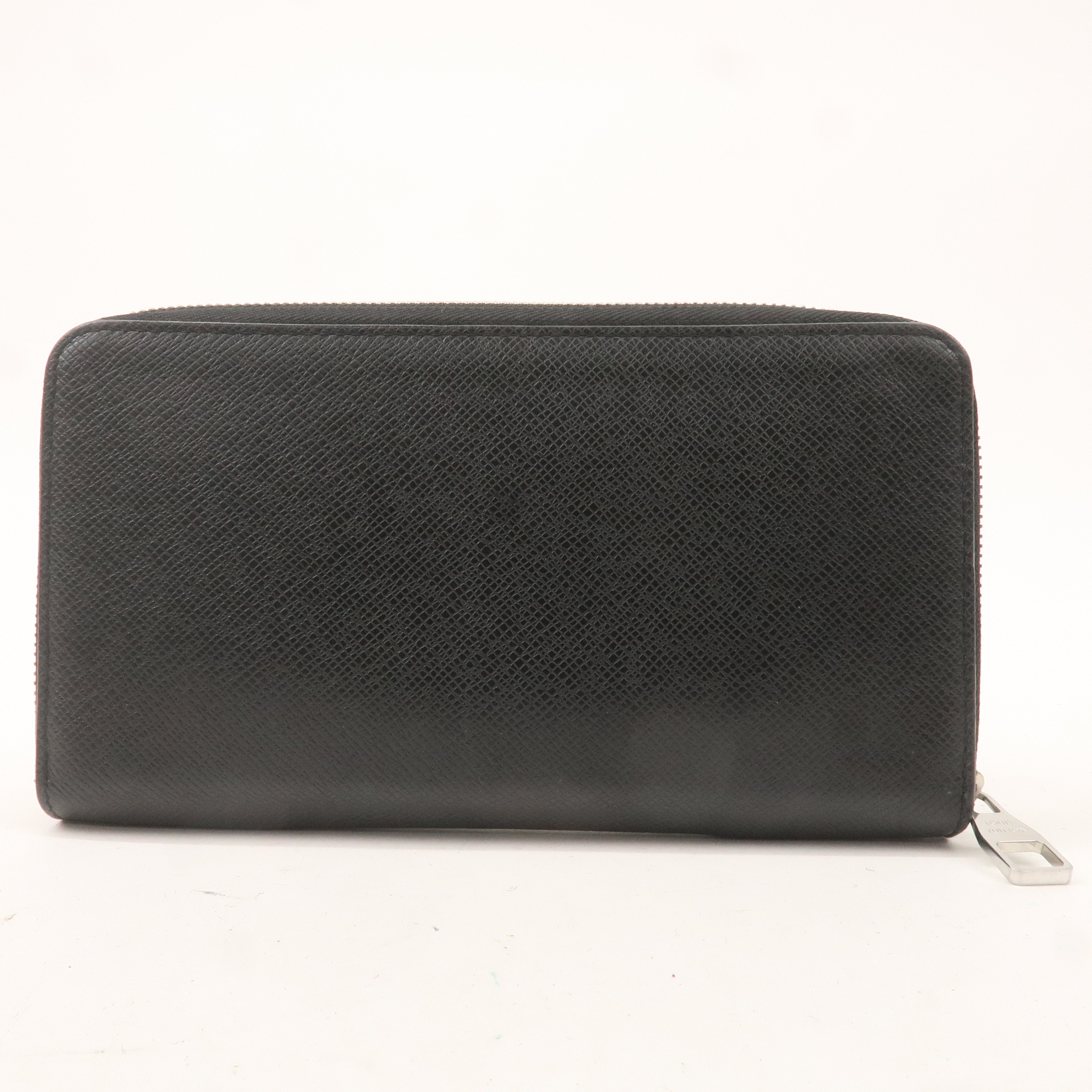 Louis Vuitton Taiga Organizer NM Long Wallet Noir Black M30056