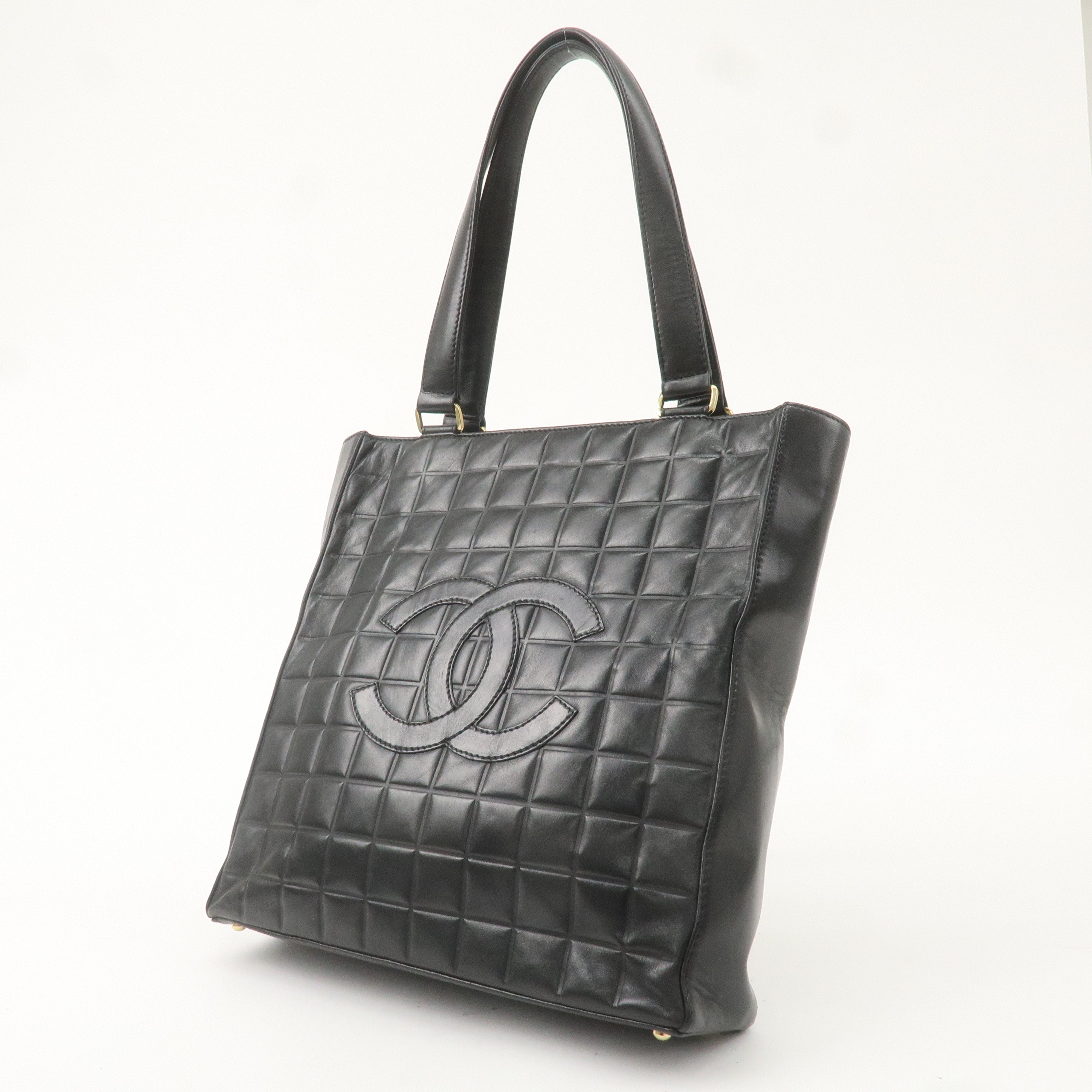 CHANEL Chocolate Bar Lamb Skin Tote Bag Black Gold A17443