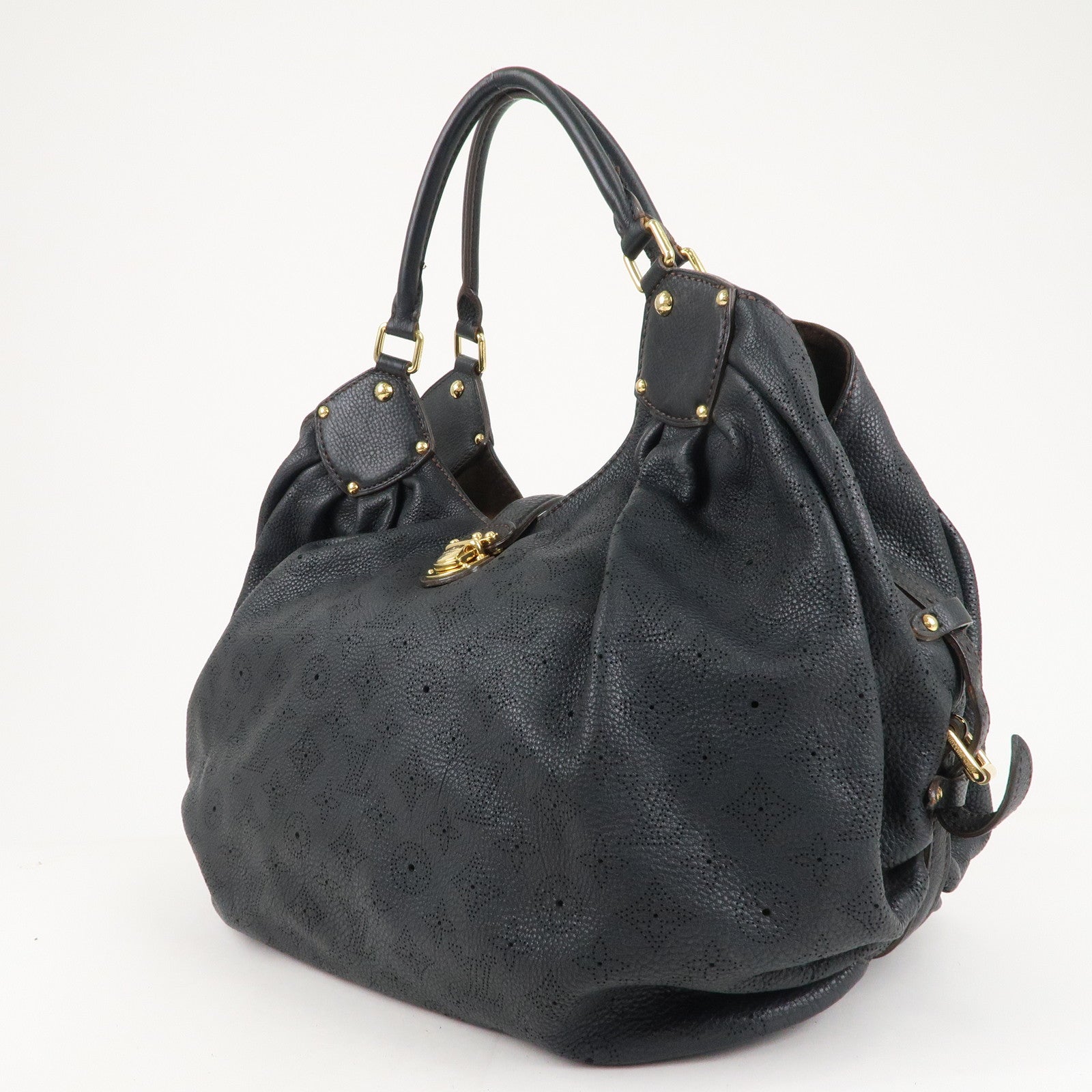 BLACK LOUIS VUITTON XL MAHINA BAG PURSE Handbag. Excellent Condition