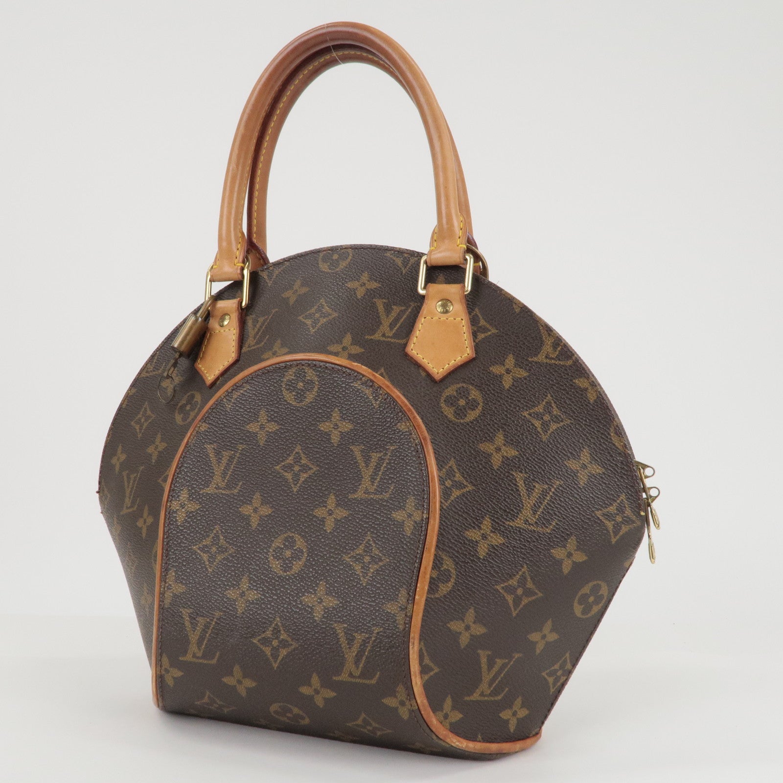 Louis Vuitton LV Ellipse BB, Women's Fashion, Bags & Wallets