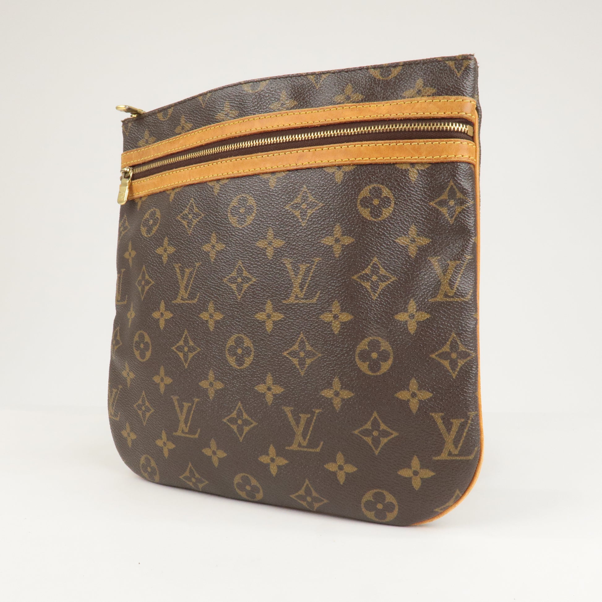 Authentic Louis Vuitton Monogram Pochette Bosphore Shoulder Bag M40044 Used  F/S – Biro Kemahasiswaan dan Alumni UMSU