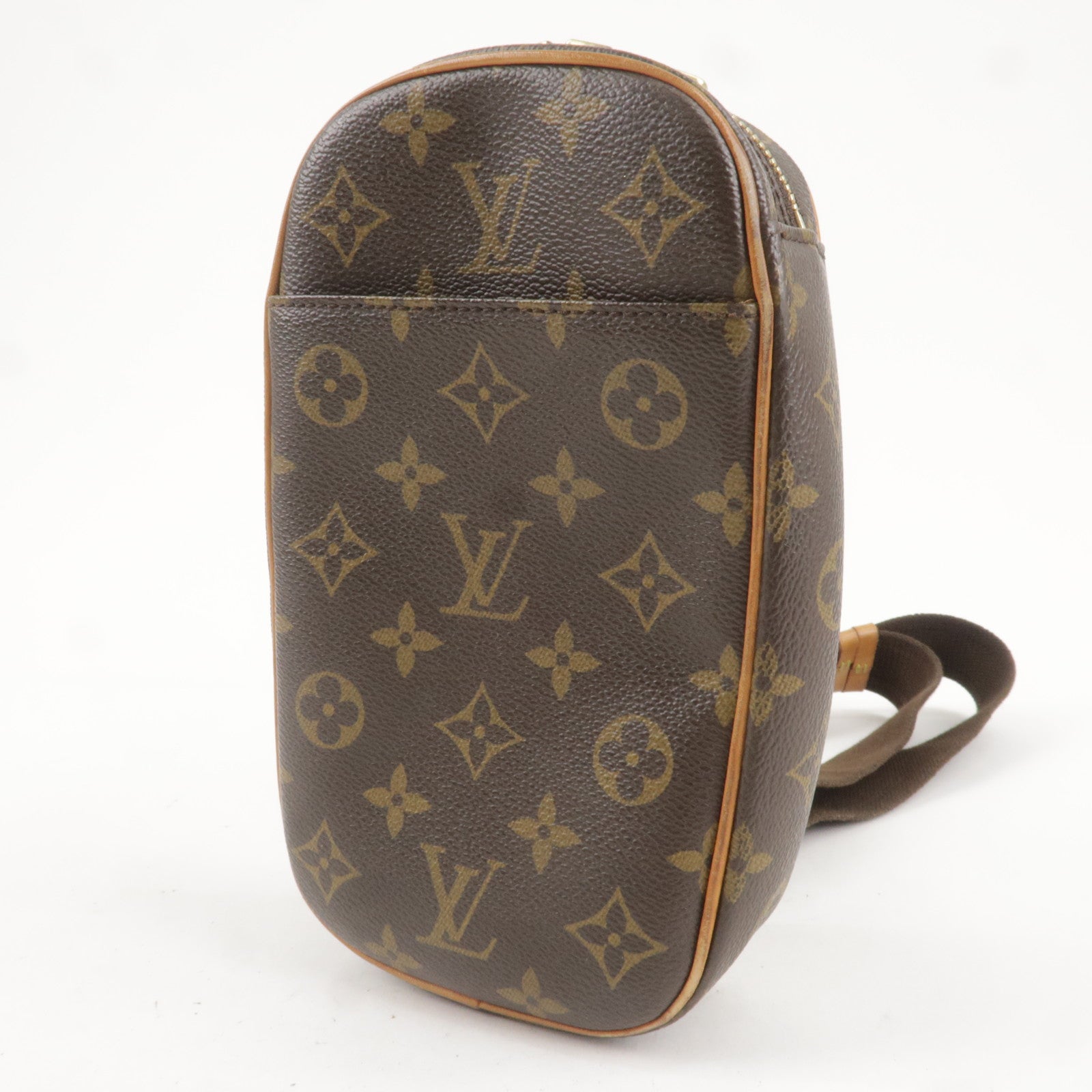  Louis Vuitton, Pre-Loved Monogram Canvas Pochette Gange, Brown  : Clothing, Shoes & Jewelry