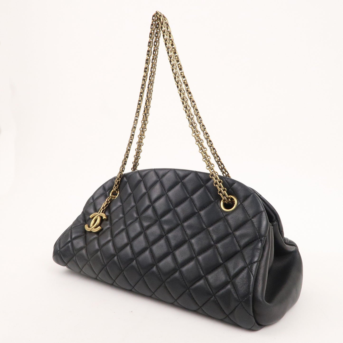 CHANEL Matelasse Mademoiselle Lamb Skin Chain Bag Black A50556