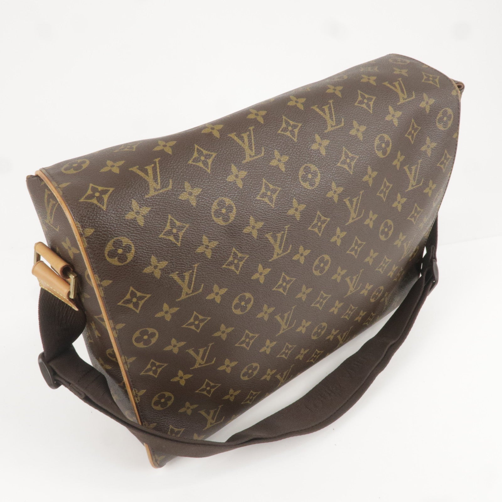 Authentic Louis Vuitton Monogram Damier Ebene Abbesses Messenger Bag , {{  Only For Sale }} *** No Trade *** {{ Fixed Price Non-Neg }} ** 定价 **