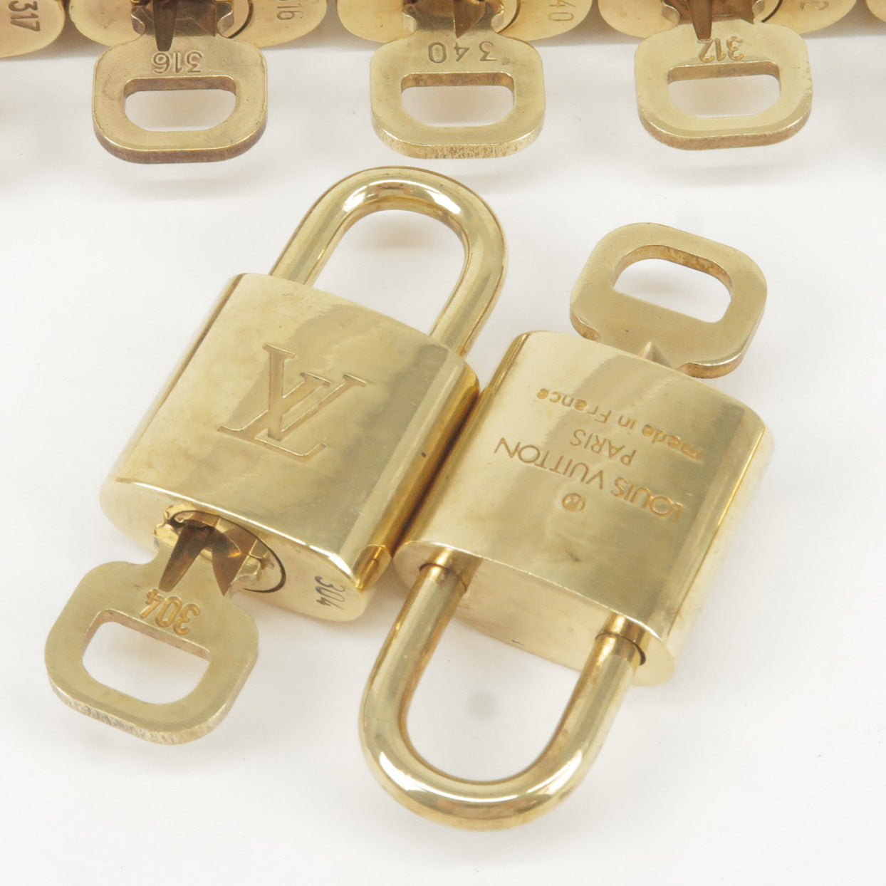 Louis Vuitton Set of 10 Lock & Key Cadena Key Lock Metal Gold