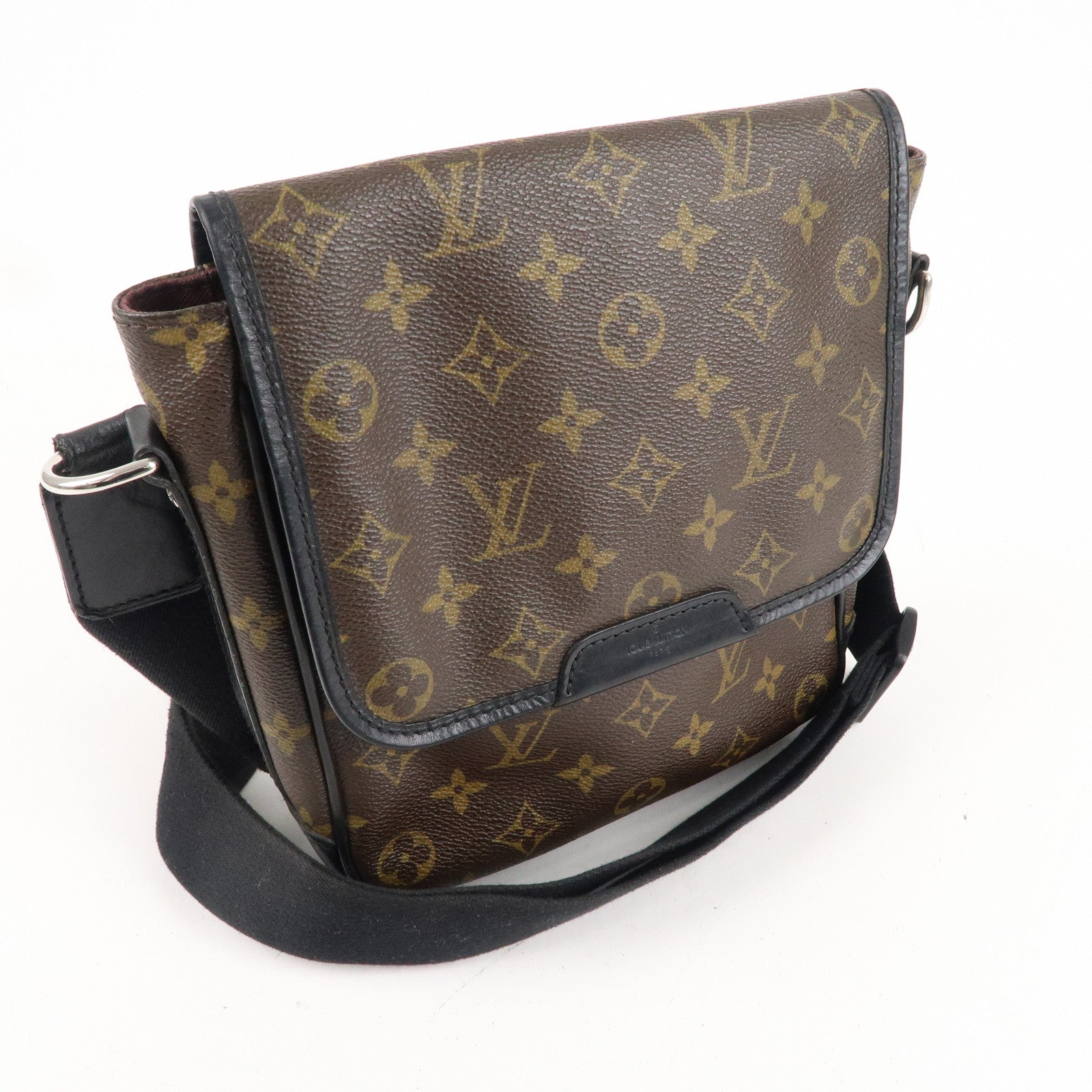 Louis Vuitton, Bags, Louis Vuitton Monogram Macassar Bass Pm Shoulder Bag  M5677 Lv Auth Ar4578
